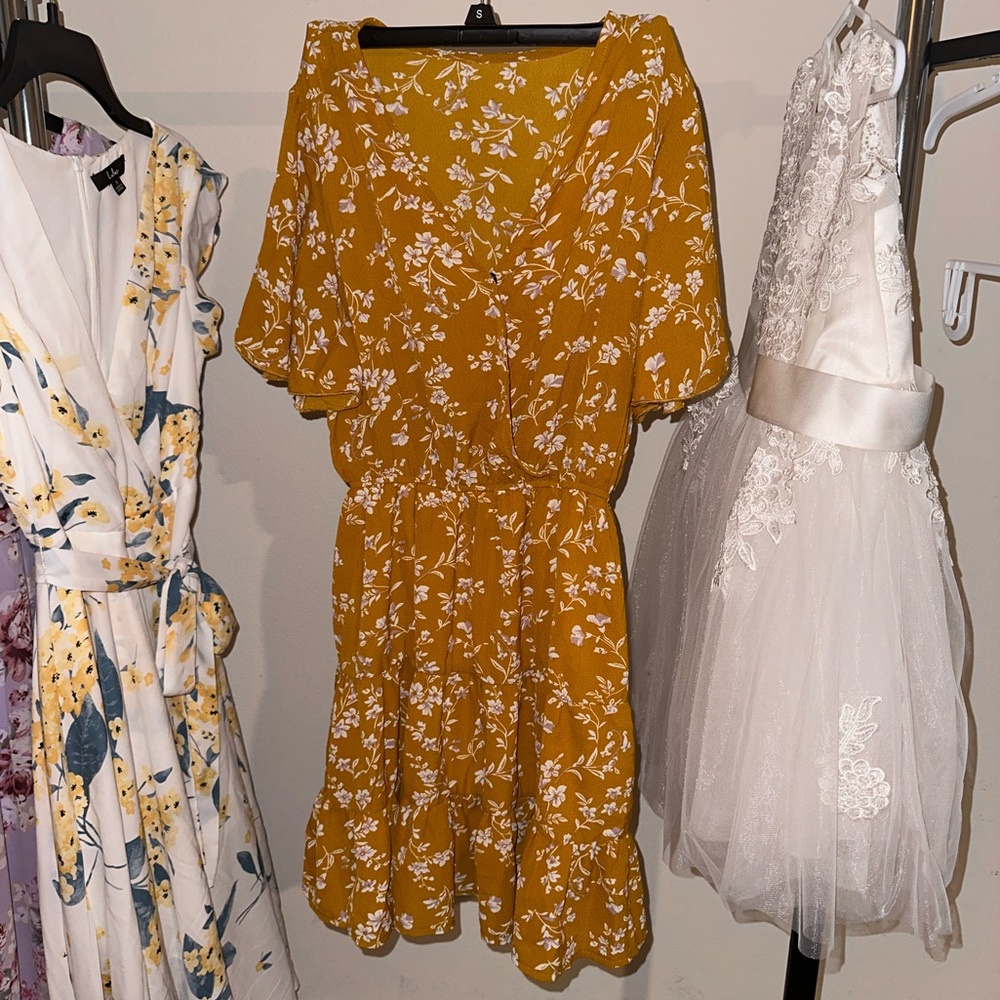 Shein dress - Picture 2 of 2